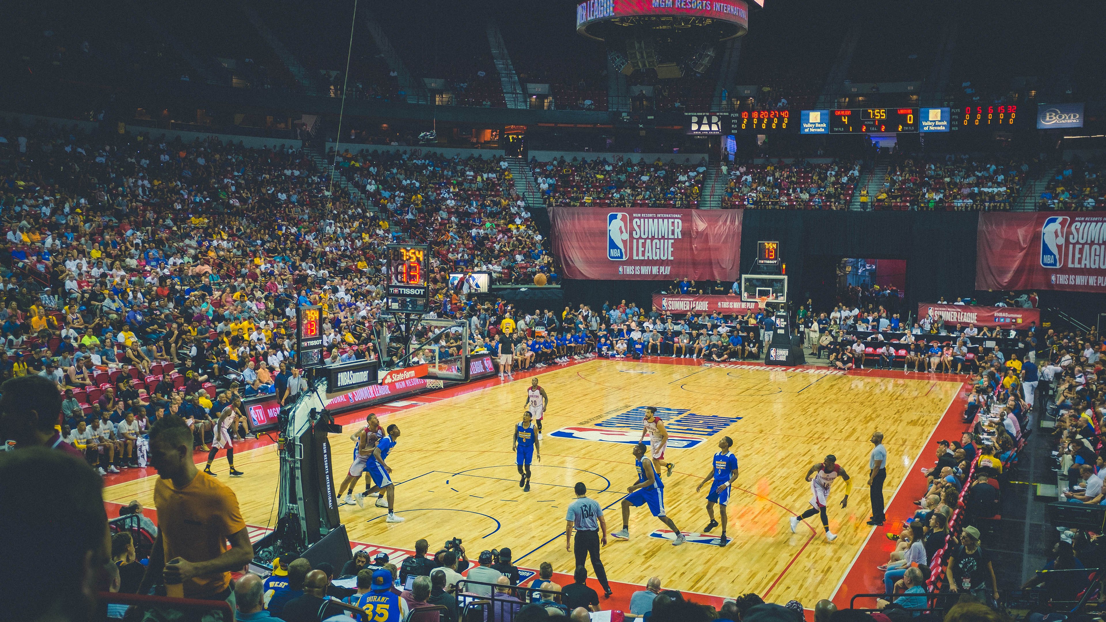 电竞世界杯落幕,中国战队斩获英雄联盟全球总冠军